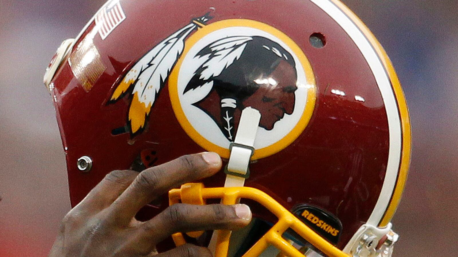 articles/2017/01/18/the-supreme-court-will-likely-let-slurs-like-redskins-get-trademarks/170118-michaelson-redskins-tease_xple4t