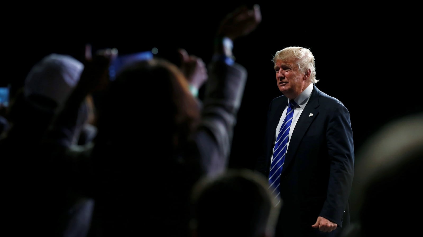 cheats/2016/10/01/trump-i-can-be-nastier-than-clinton/161001-trump-bill-clinton-abuser-cheat_oxlb7q