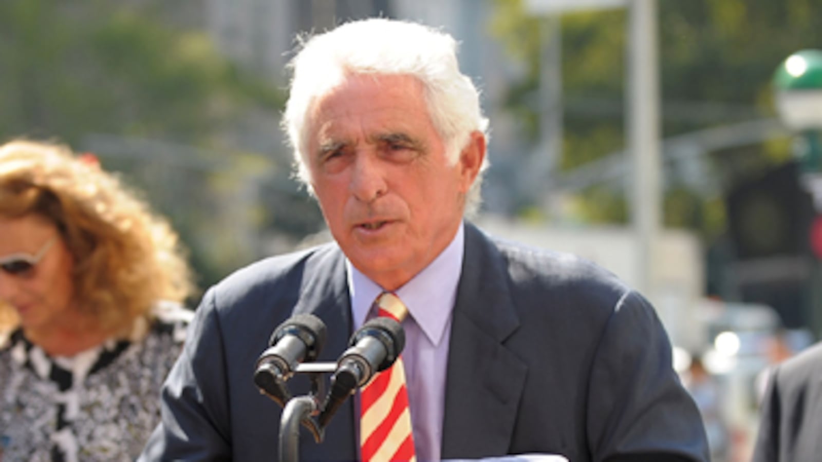 articles/2010/10/19/billionaire-teddy-forstmann-im-being-extorted-by-a-shakedown-artist/gasparino-forstmann_134827_ykhyzb