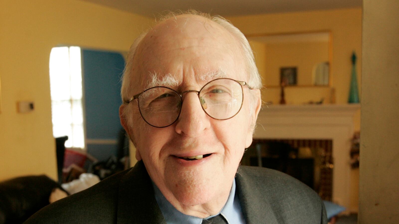 cheats/2011/10/12/gay-activist-frank-kameny-dies/frank-kameny-gay-activist-obituary-cheat_zmfm3m