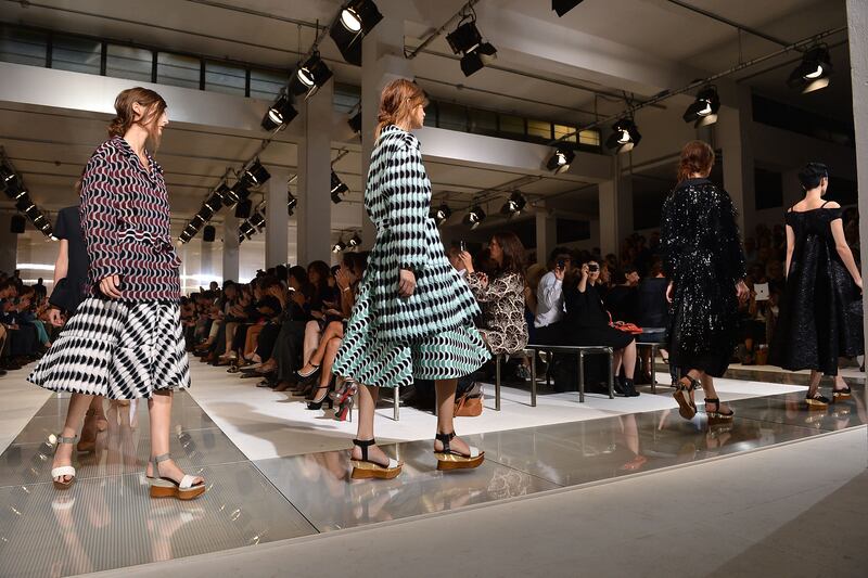 galleries/2012/09/24/dolce-gabbana-gucci-and-prada-the-best-of-the-milan-fashion-week-runway-photos/milan-wrap-marni_wjvrto