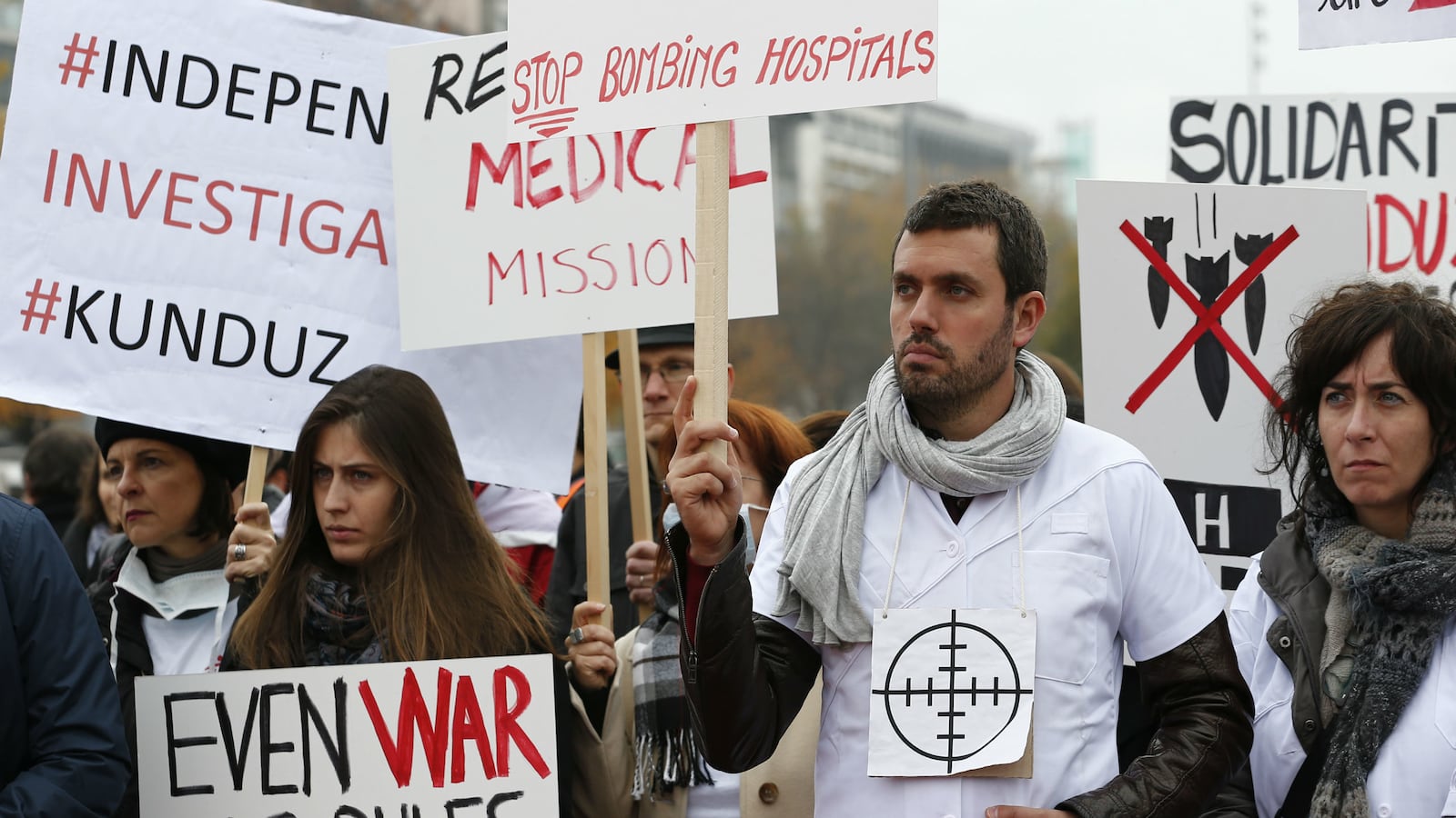 cheats/2016/03/16/no-charges-in-afghan-hospital-bombing/160316-afghan-hospital-attack-cheat_t9swjl