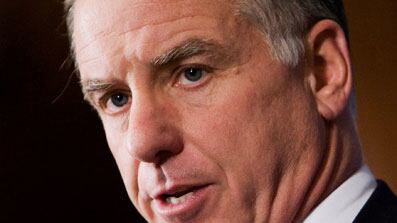 cheats/2011/03/29/dean-quietly-rooting-for-shutdown/howard-dean_mk4k78