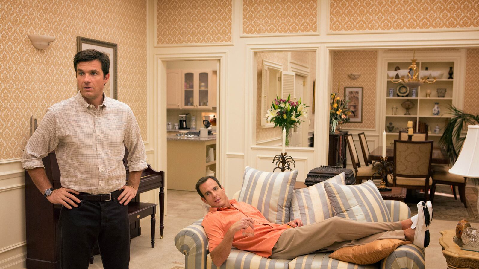 cheats/2013/05/30/netflix-open-to-more-arrested/130526-Lacob-Arrested-Development-tease_xkrpcg