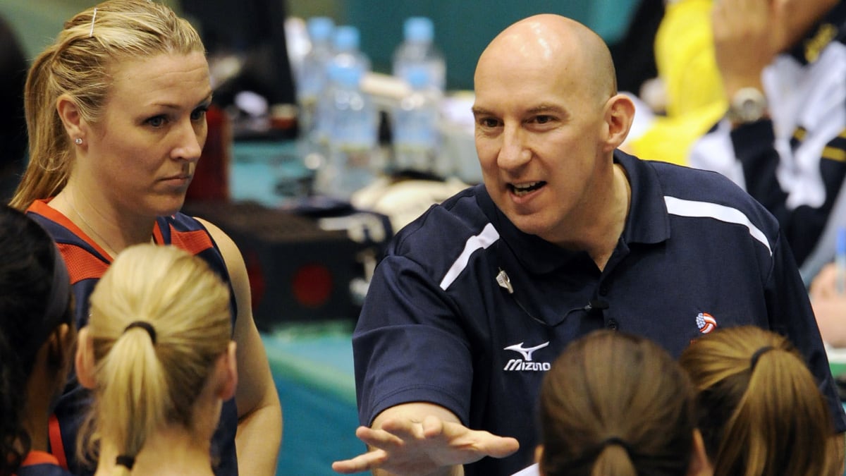 articles/2012/07/28/hugh-mccutcheon-u-s-women-s-volleyball-team-s-silent-savior/volleyball-coach-hugh-mcccutcheon-dukoupil_zegnu6