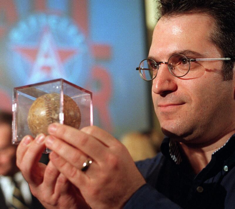 galleries/2011/07/12/famous-baseballs/famous-baseballs-ruth_v5sbgq