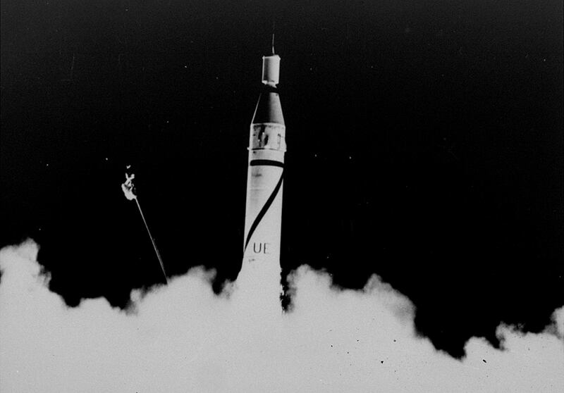 galleries/2011/04/28/great-moments-in-space/great-moments-in-space---explorer_x4bxdo