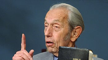 cheats/2011/05/23/harold-camping-bewildered-after-no-rapture/harold-camping_hnqily