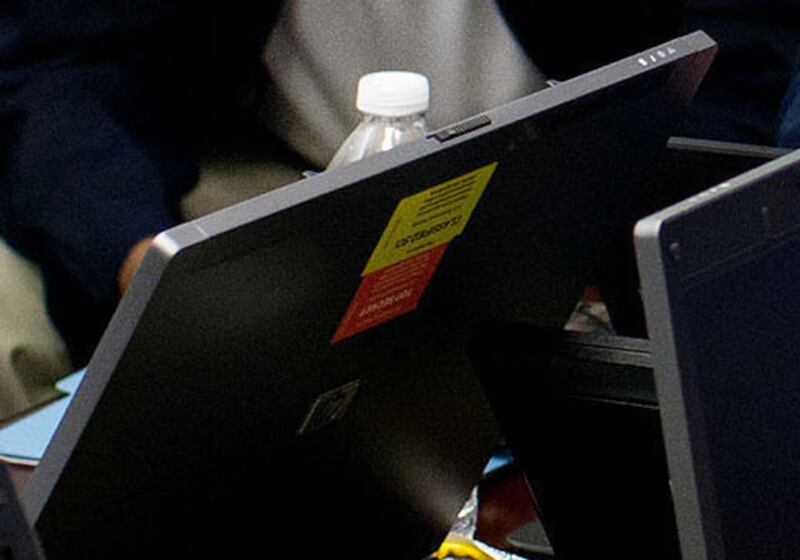 galleries/2011/05/05/situation-room-up-close/sit-room---laptop_sctilk