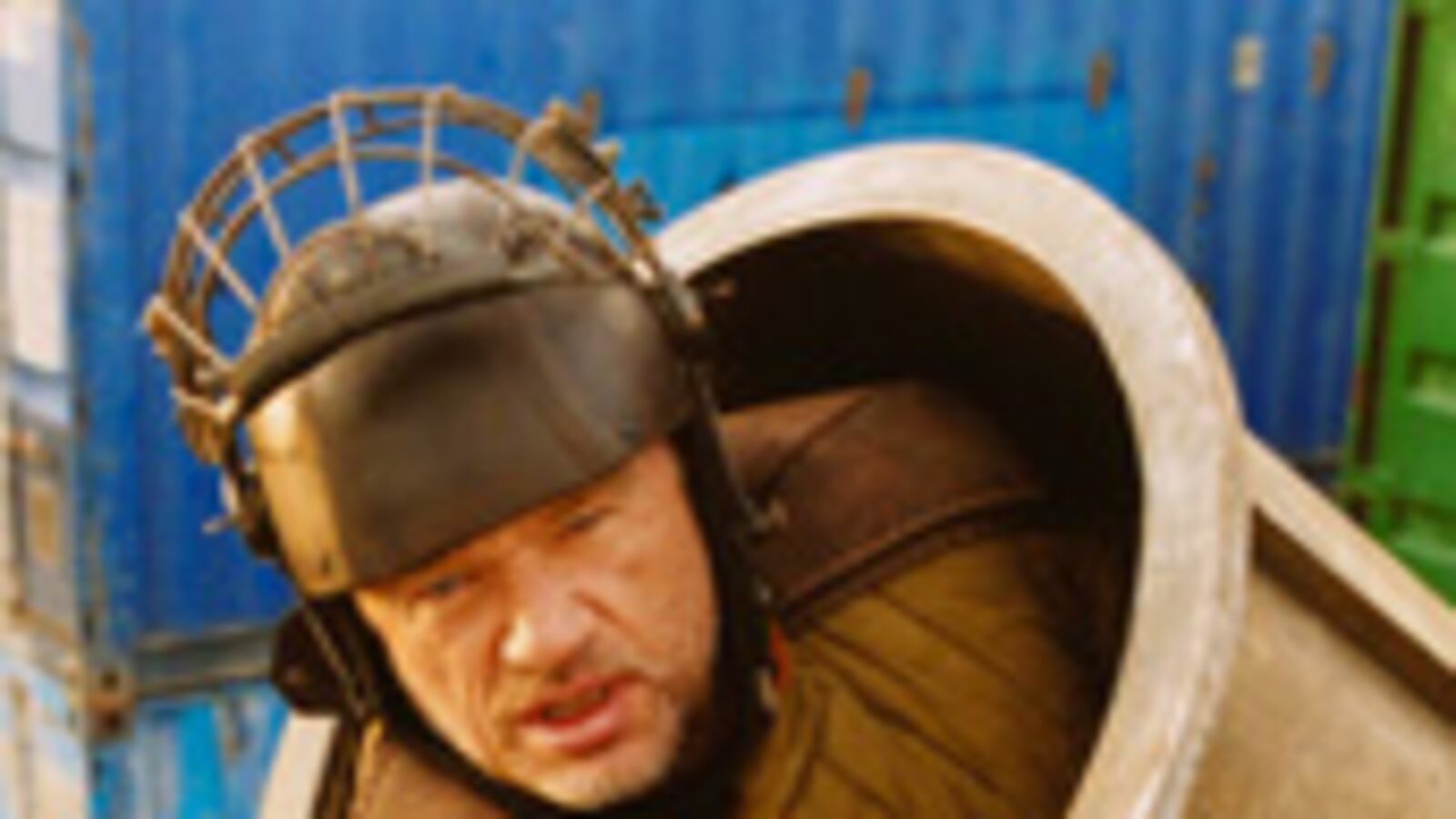 articles/2010/05/27/micmacs-first-aid-kit-and-tate-moderns-new-exhibit/micmacs_103565_odcl9o