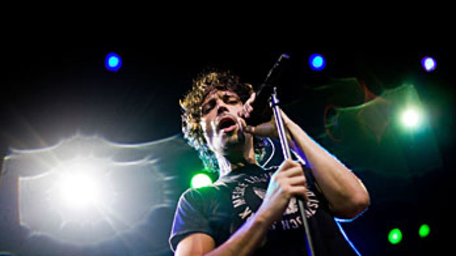 articles/2009/05/02/rock-meets-rap/toure-chris-cornell_24905_rhcizq