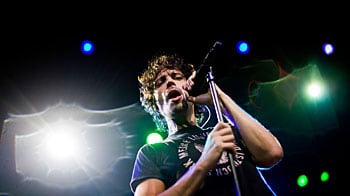 articles/2009/05/02/rock-meets-rap/toure-chris-cornell_24905_rhcizq