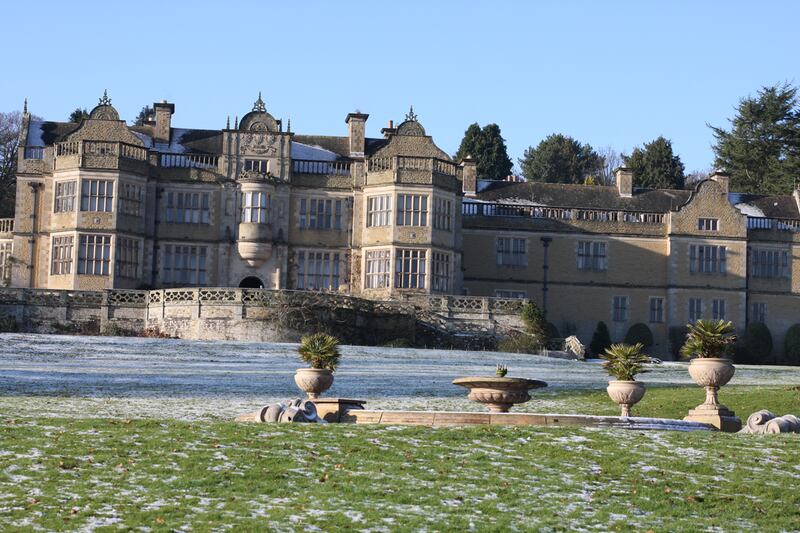 galleries/2012/02/05/famous-castles-and-mansions-in-movies-photos/movie-castles-stokesay-court_zqq0ze