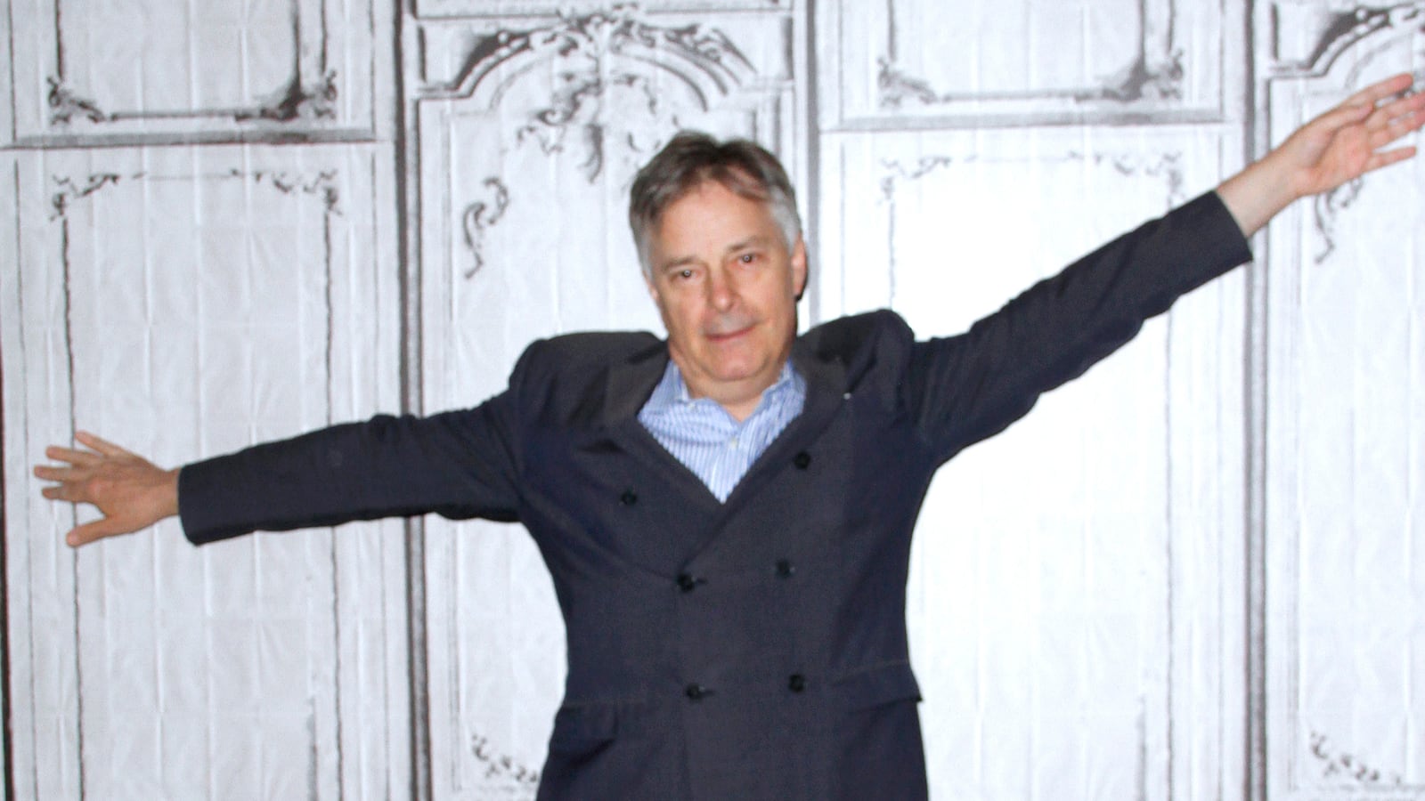 articles/2016/05/25/when-whit-stillman-met-jane-austen/160524-crocker-whit-stillman-tease_cjgizm