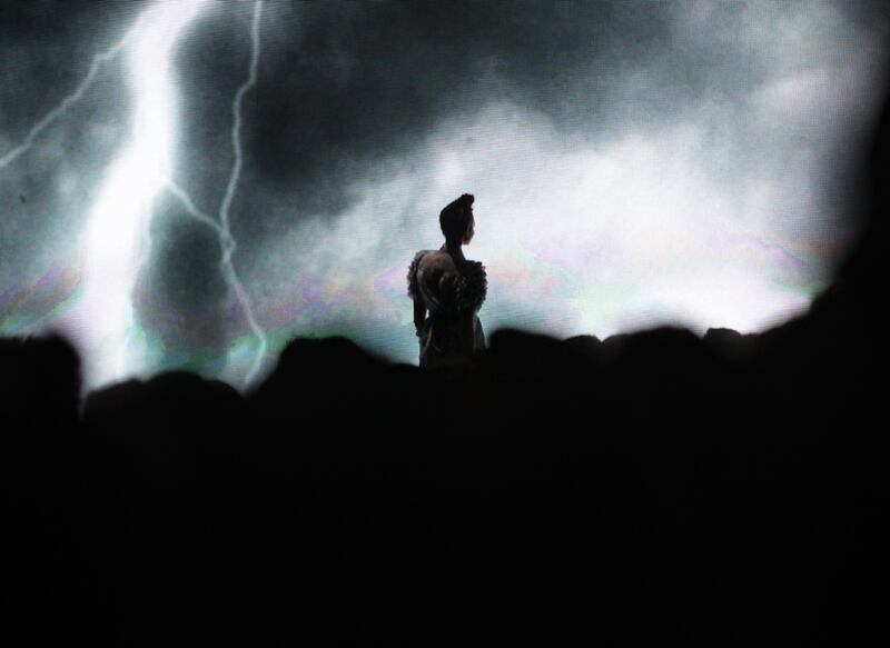 galleries/2010/09/16/backstage-at-l-a-m-b/backstage-at-lamb---18_tjszmp