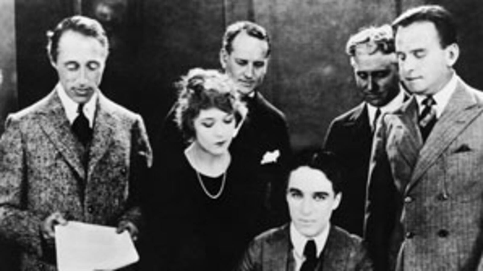 articles/2010/10/31/moguls-movie-stars-tcms-documentary-of-hollywood-history/embed---korda-moguls-and-movie-stars-1_lwd17u