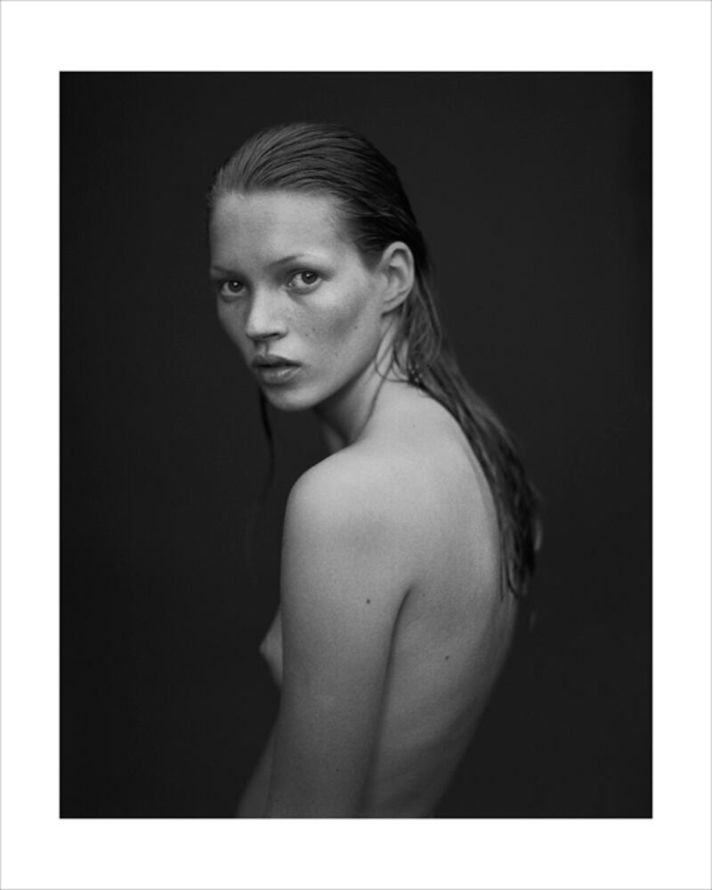 galleries/2011/05/17/the-kate-moss-portfolio-other-stories/kate-moss-exhibit-7_fkamy1