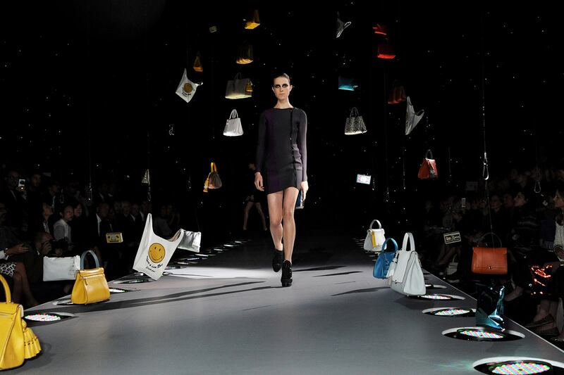 articles/2013/09/17/anya-hindmarch-and-stella-mccartney-kick-off-final-day-at-lfw/hindmarch_zt8fse