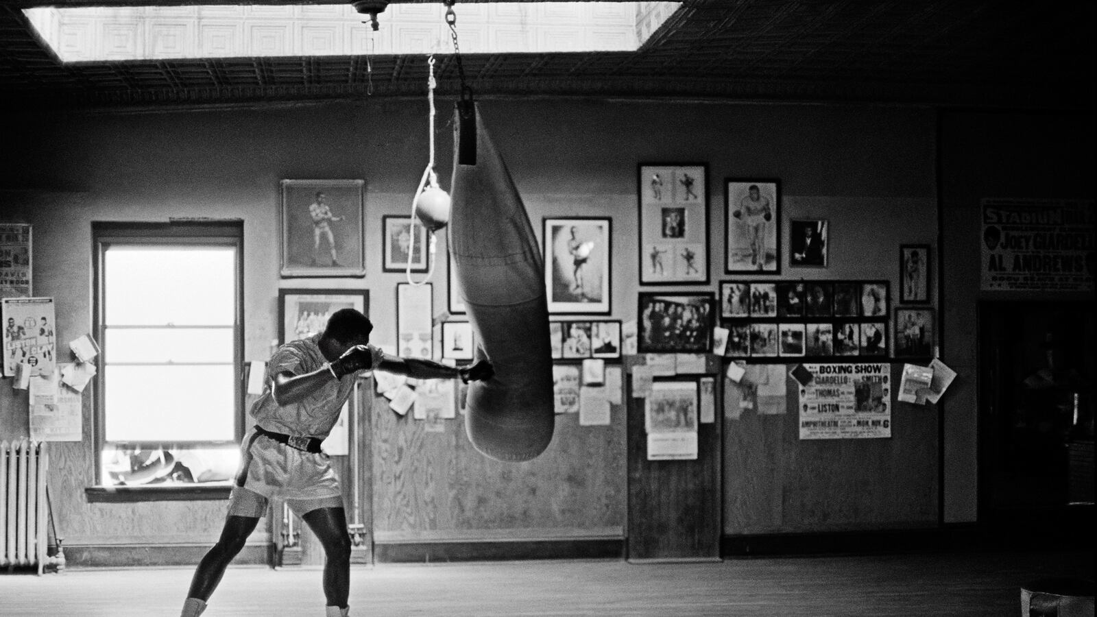 galleries/2016/06/04/remembering-muhammad-ali-in-photos/130208-muhammad-ali-tease_pqhy8f