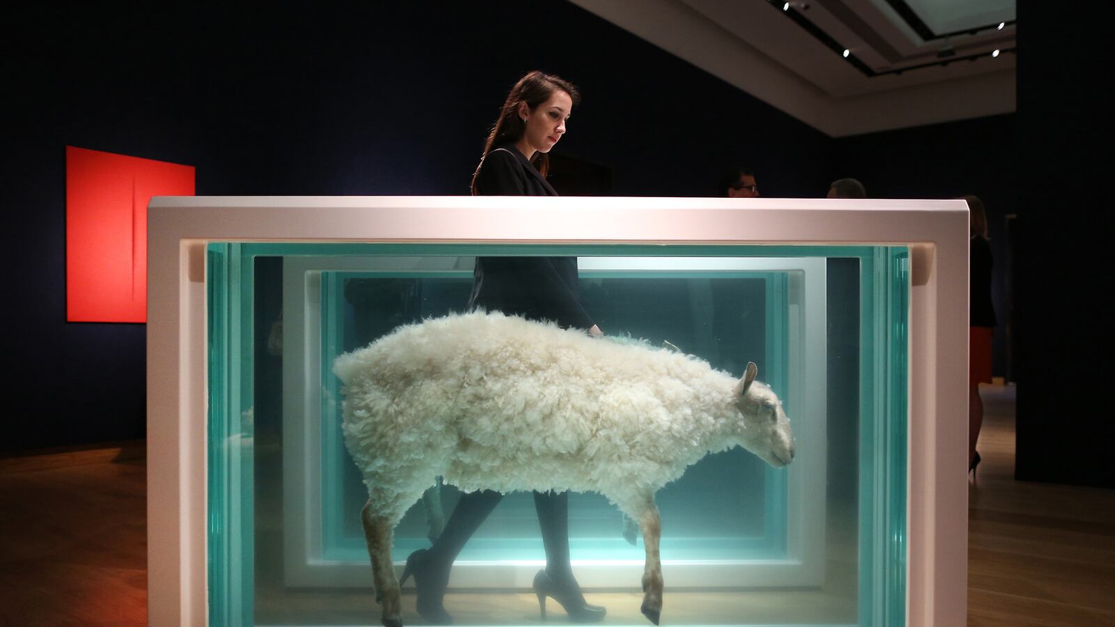 galleries/2014/02/19/the-craziest-cases-of-art-vandalism-photos/140218-hirst-art-vandals_sa2sq7