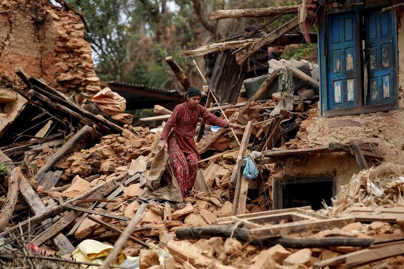 galleries/2015/04/26/aftermath-of-devastating-earthquake-in-nepal-photos/150429-nepal-03_mjcecg