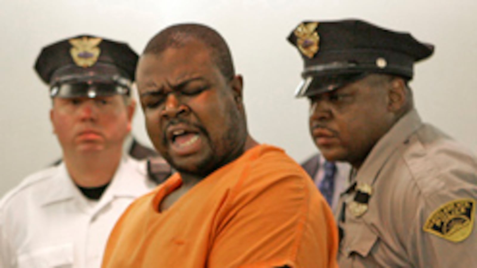 articles/2009/11/03/how-a-psychiatric-slip-up-killed-a-cop/frazier-mental-illness-timothy-halton_60542_esiuaf