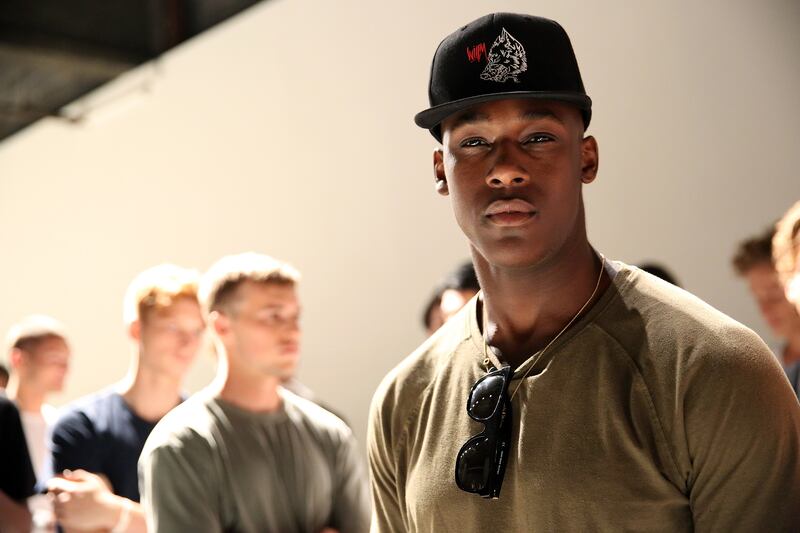 articles/2016/07/15/the-fashion-world-s-up-and-down-romance-with-social-media/160714-ginsberg-fashion2-embed_cbv5ve