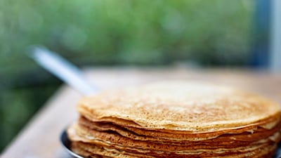 articles/2011/03/08/shrove-tuesday-feast-recipes/brownlow-pancakes_164964_bprxwd