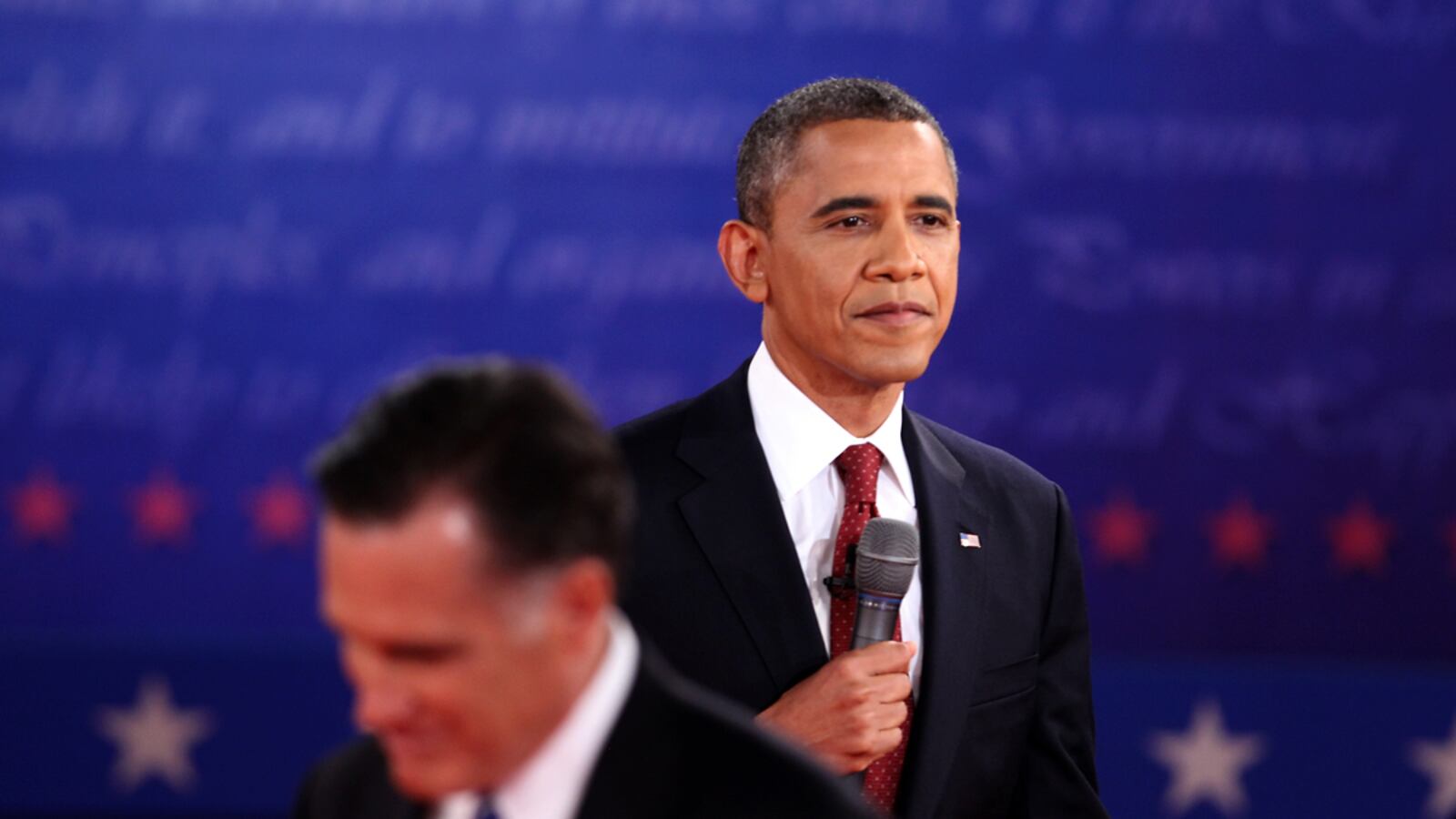 cheats/2012/10/16/immigration-draws-heated-responses/debate-obama-looks-confident_dyq46o