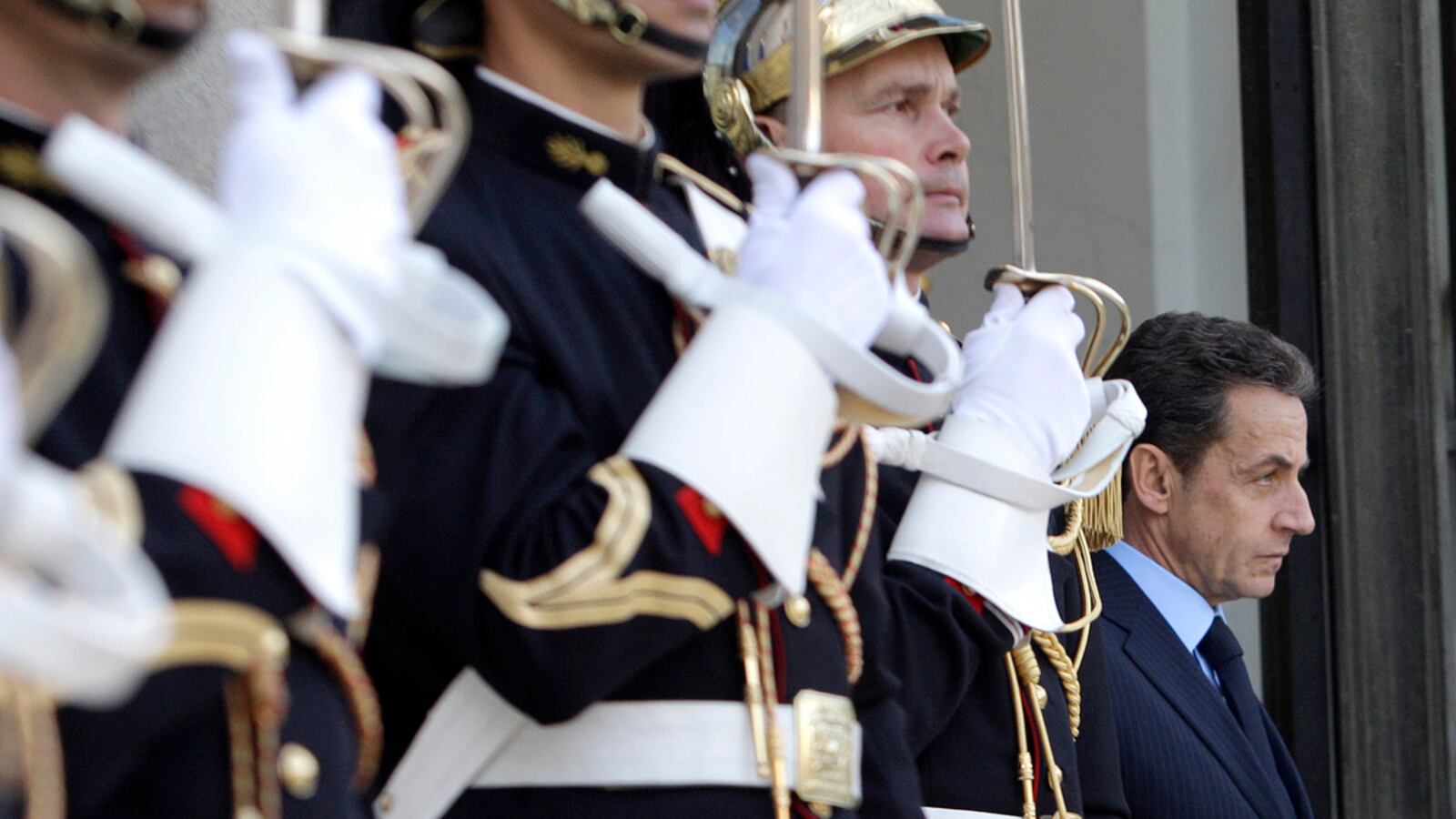 articles/2011/10/17/francois-hollande-is-the-french-socialist-party-nominee-can-nicolas-sarkozy-survive/sarkozy-hollande-mcnicoll_ybsizh