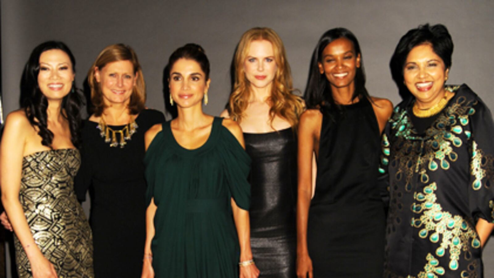 galleries/2009/09/24/wendi-murdoch-queen-rania-indra-nooyi-the-new-power-women/important-women-dinner-12_tl6itp