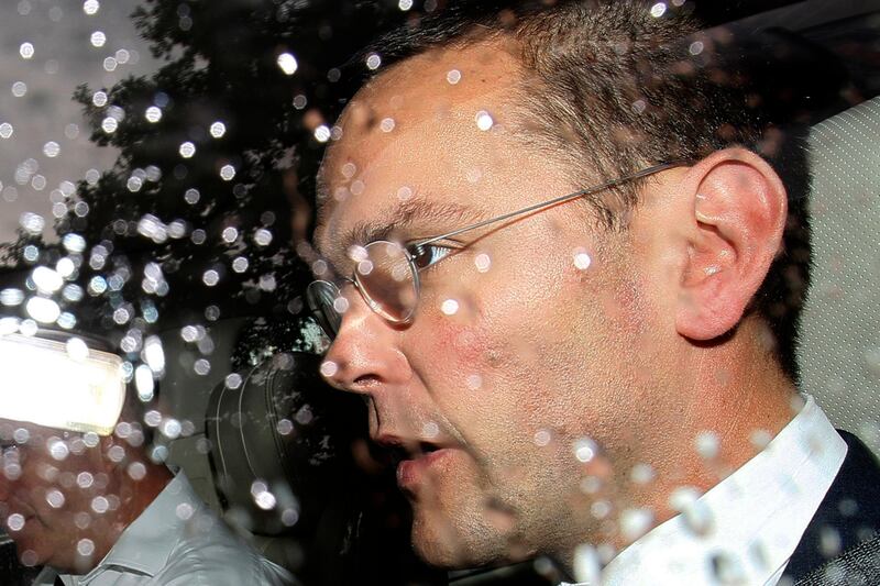 articles/2011/07/22/james-murdoch-s-news-of-the-world-scandal-defense-crumbles/james-murdoch-cathcart_khzylx