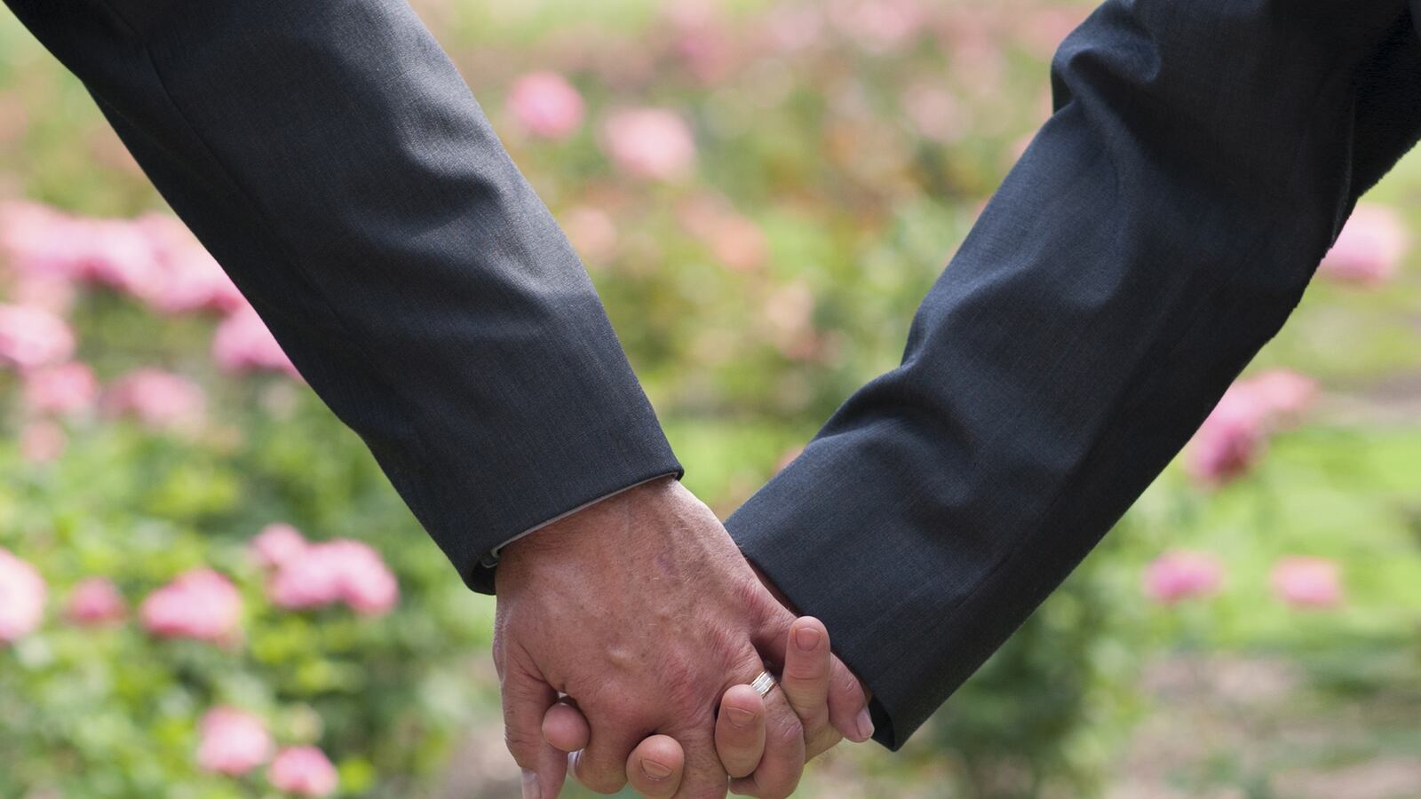 articles/2015/07/05/how-episcopalians-embraced-gay-marriage/150704-robinson-gay-marriage-tease_xr1vbc