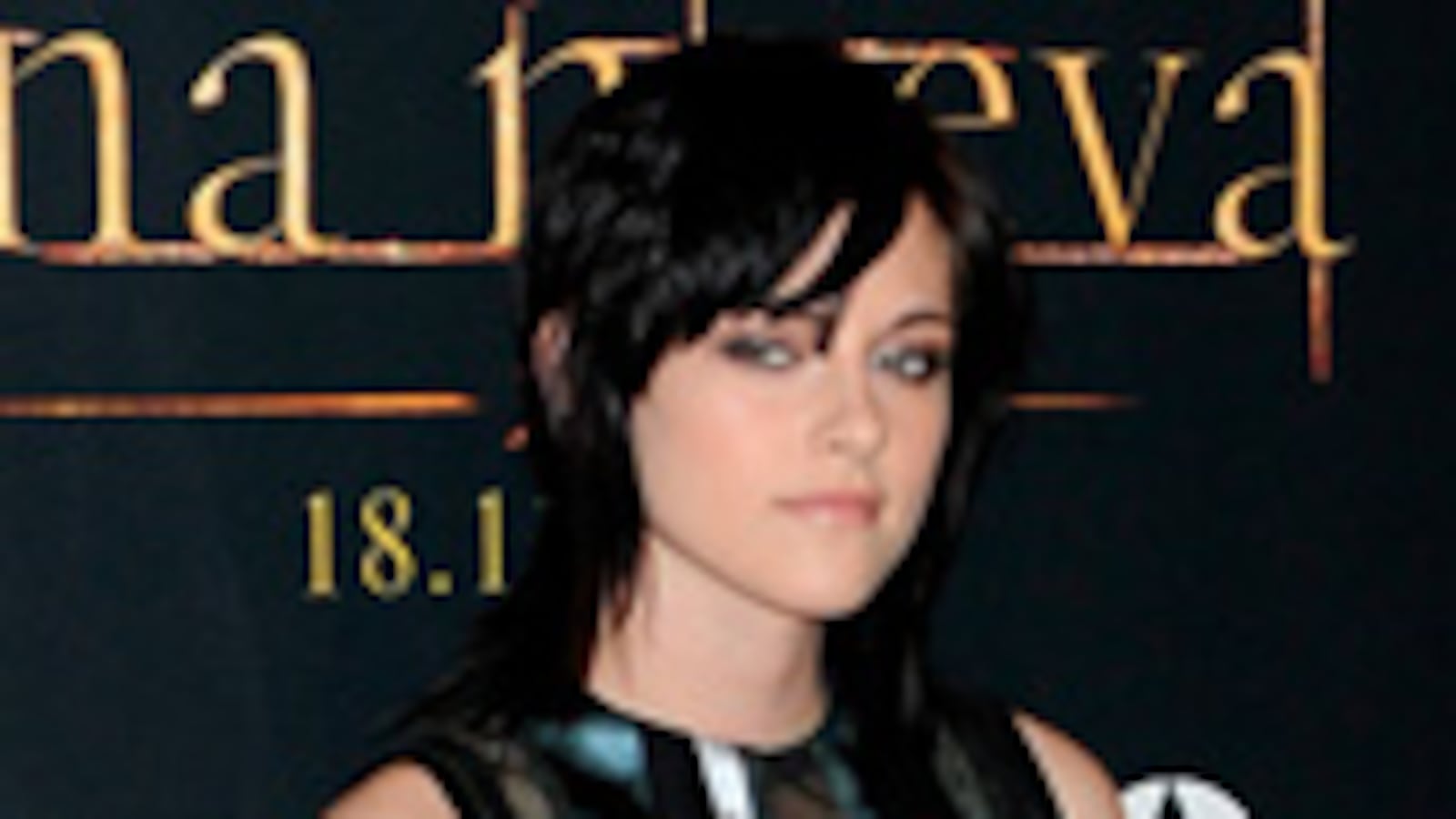 articles/2009/11/16/kristen-stewarts-bad-attitude/kaufman-kristen-stewart_62869_rgtxyr