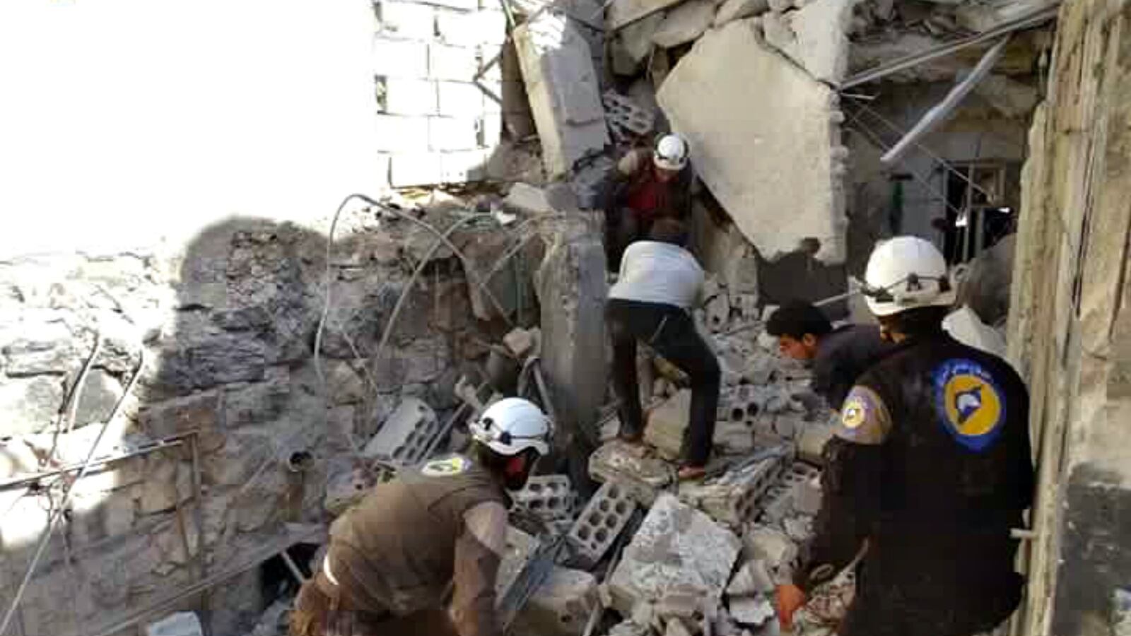 cheats/2016/10/26/syria-airstrikes-kill-children-at-school/161026-syrian-rebels-barrel-bombed-cheat_z3mqpu