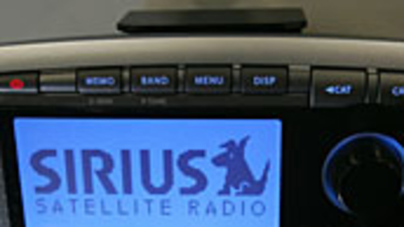 articles/2009/05/31/sirius-radio-crashes-to-earth/deutschman-sirius-radio_27017_uxct70