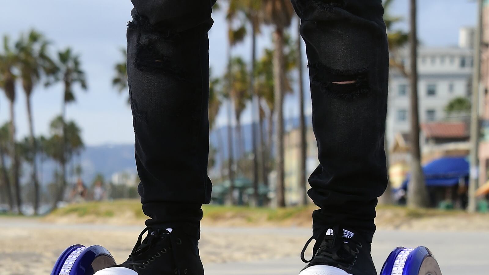 cheats/2017/03/13/hoverboard-sparked-fire-kills-toddler/170313-hoverboard-fire-death_gzfehp