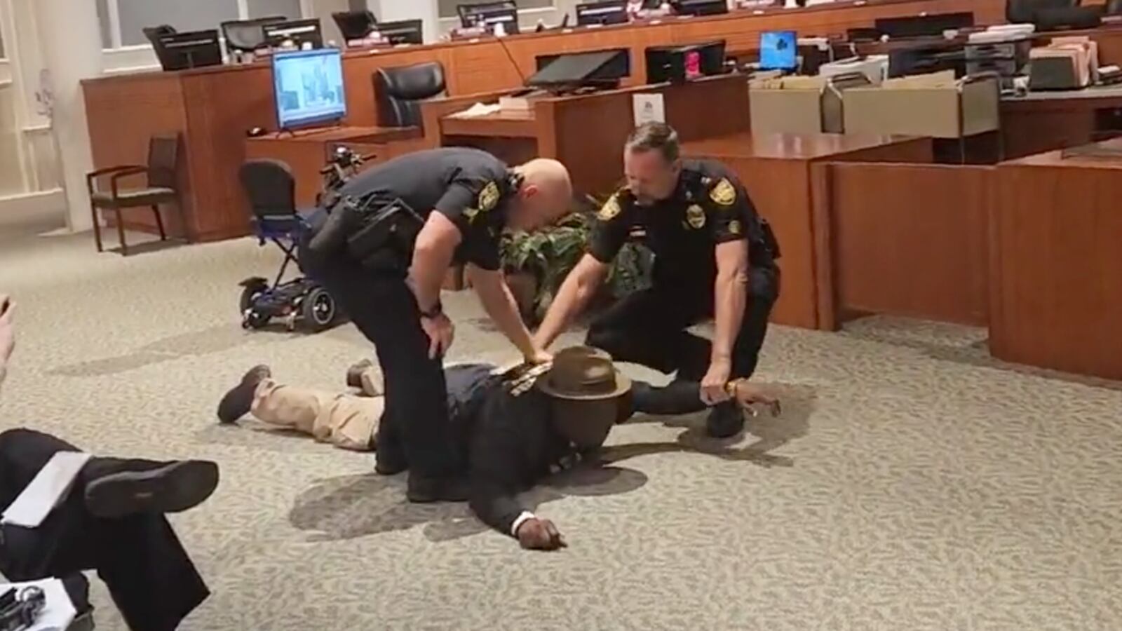 Screen_Shot_2022-12-14_at_12.07.49_PM_rnwhma