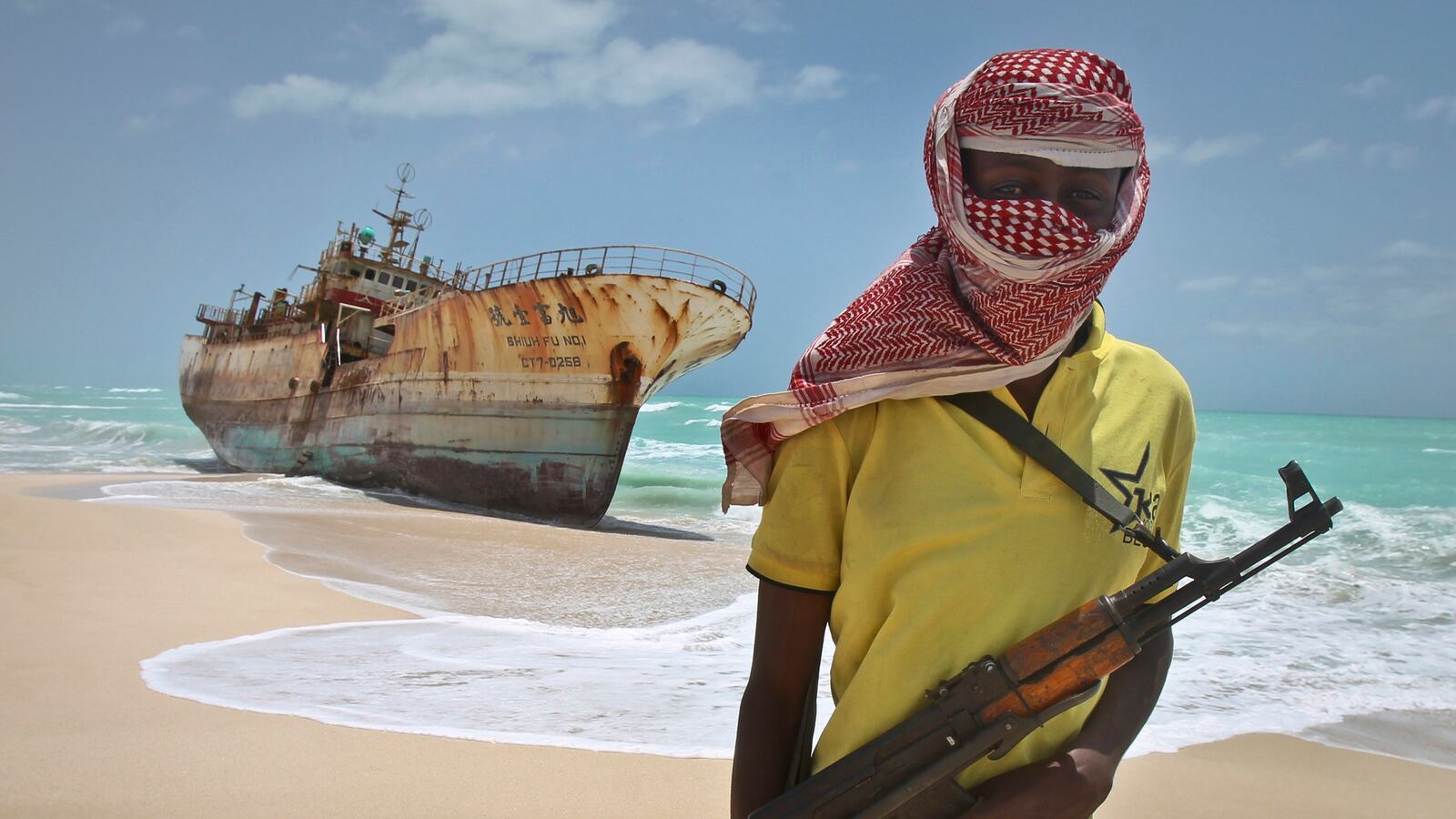 articles/2013/03/03/somalia-offers-amnesty-to-junior-pirates-to-end-hijackings/130302-bahadur-somali-pirates-tease-embed_oxck3i