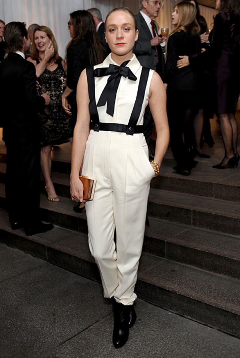 galleries/2010/11/14/the-artist-s-museum-happening-moca-los-angeles-gala/moca-gala-7_a8mtuq