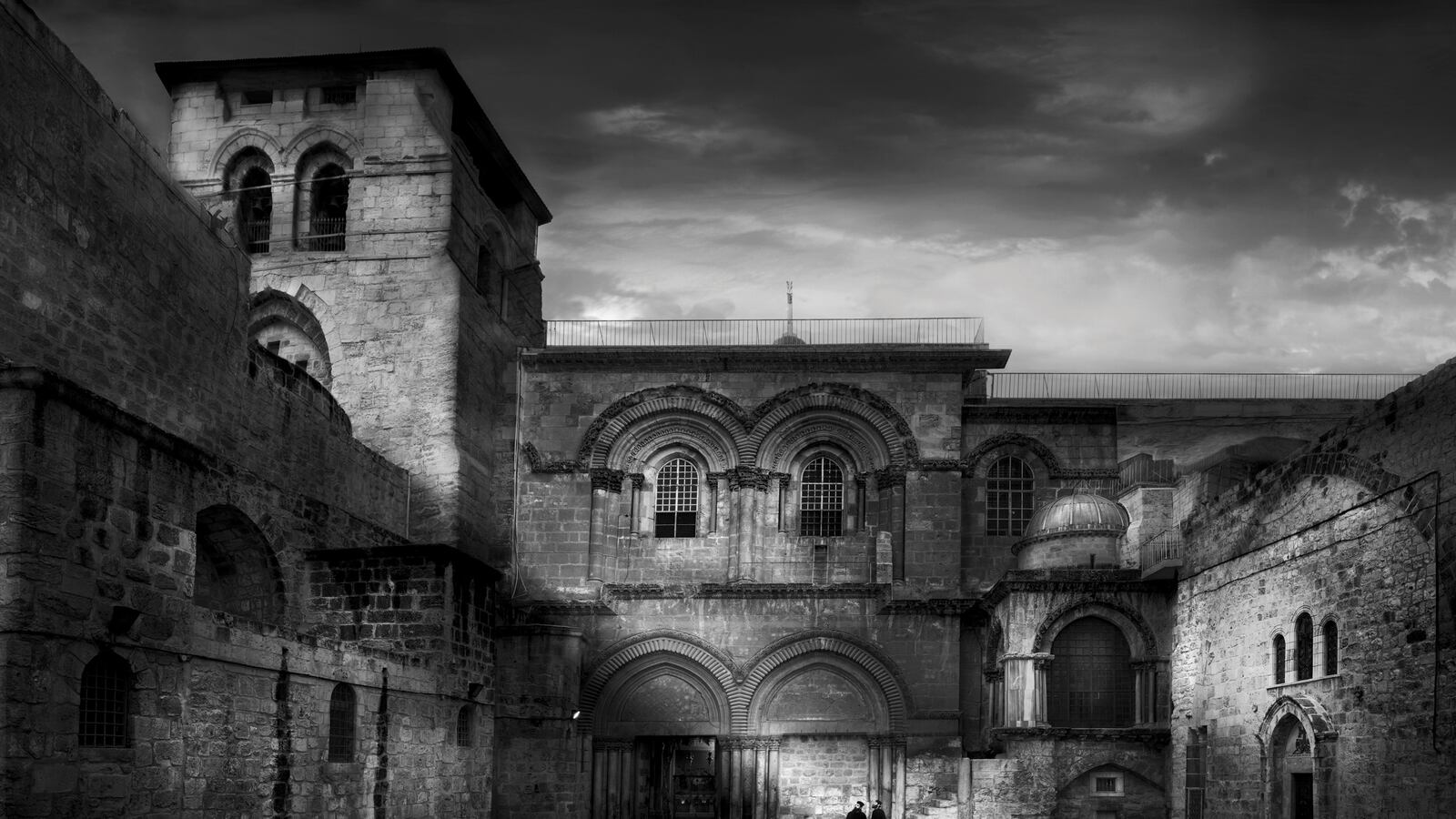 galleries/2014/02/18/jean-michel-berts-captures-the-light-of-jerusalem/140213-jjones-jerusalem-tease_atd5to