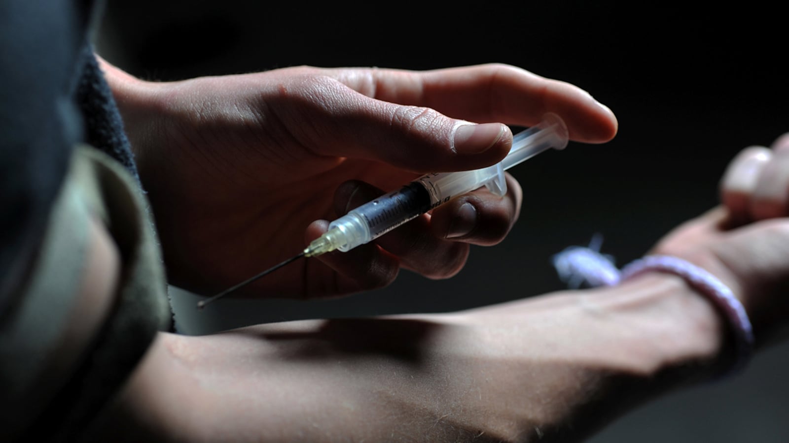 articles/2012/03/12/heroin-works-better-than-methadone-so-why-won-t-politicians-allow-it/heroin-treatment-singal_mgdpbq