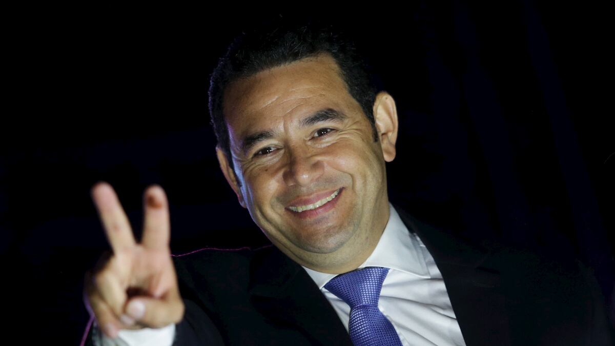 cheats/2015/10/26/comedian-elected-guatemalan-president/151025-morales-guatemala-cheat_lgwvua