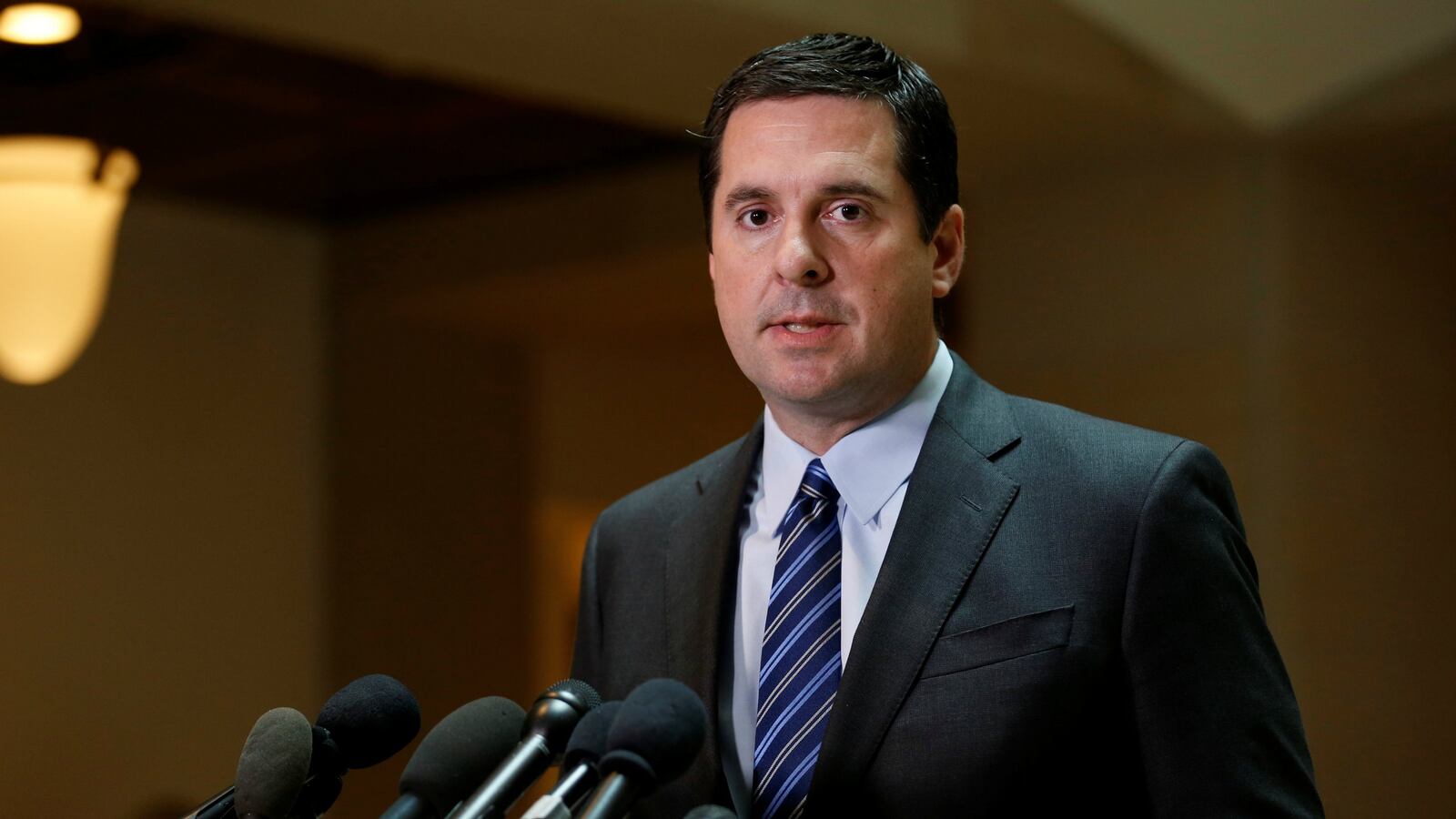 171207-nunes-cheat_m6qr13