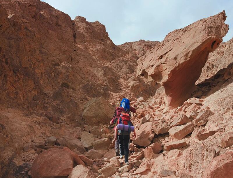 galleries/2013/06/02/the-13-best-hiking-trails-in-the-world-photos/130531-hiking13_i30j4b