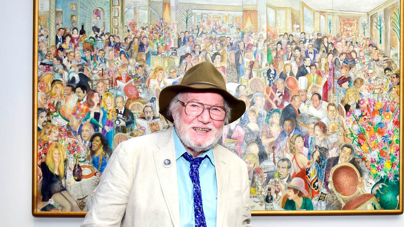 180507-Siegel-art-suit-tease_egpb3u