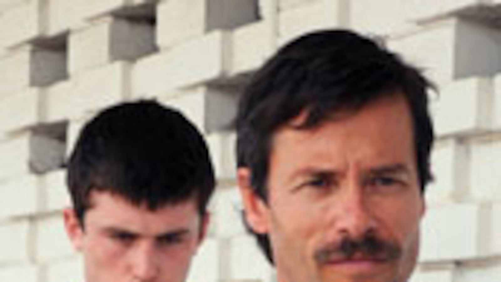 articles/2010/08/25/animal-kingdom-the-hot-australian-film-with-early-oscar-buzz/bernstein-animal-kingdom_122124_svit68