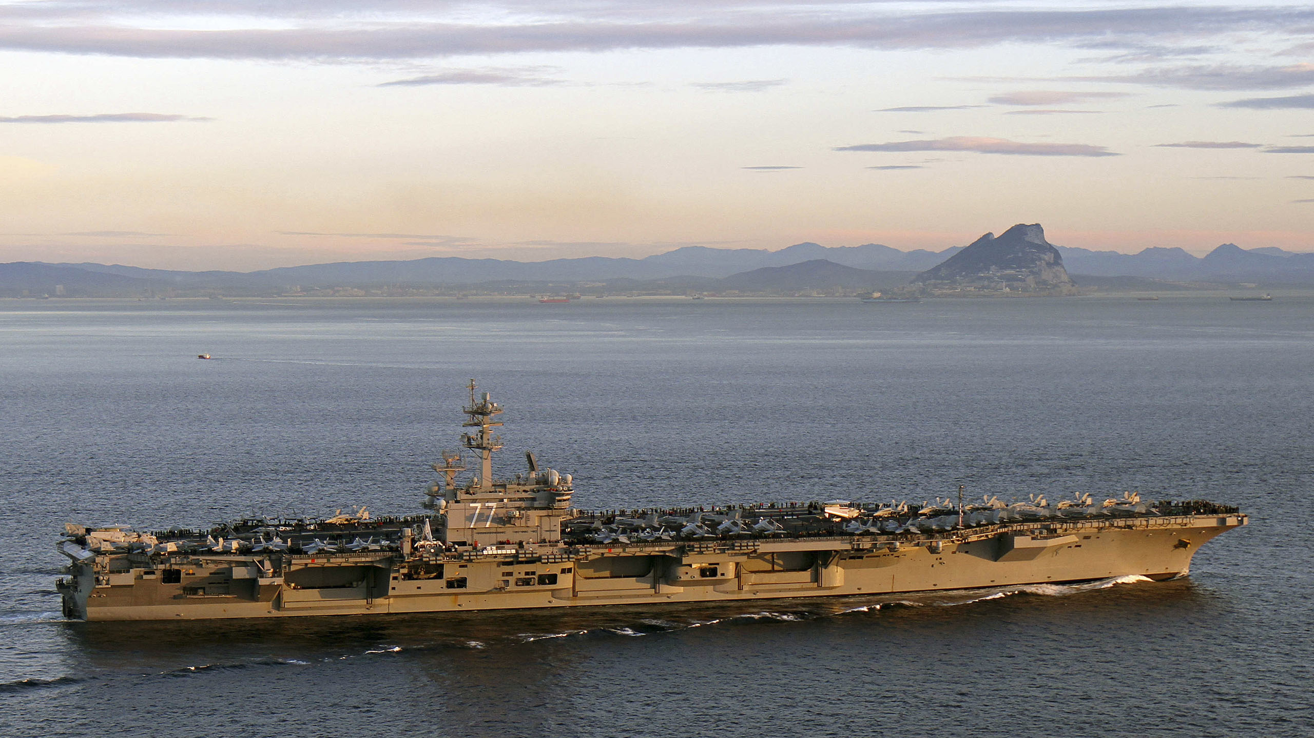 cheats/2014/06/15/u-s-sends-aircrafts-to-persian-gulf/140615-aircraft-carrier-gulf-cheat_w9fe8t