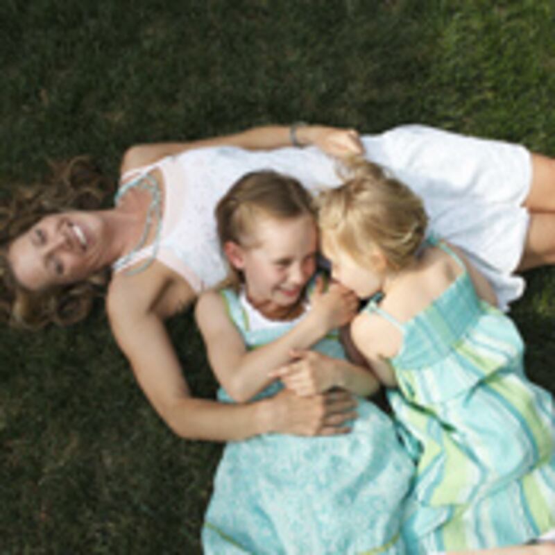 articles/2010/08/16/happiness-by-age-location-and-political-affiliation/rufus-happiness-stats_120469_k8cjtw