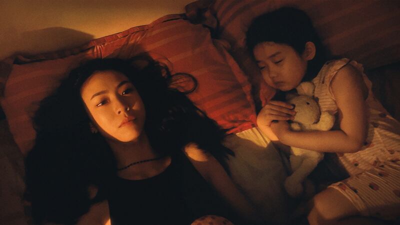 (L-R) Shih-Yuan Ma as I-Ann and Nina Ye as I-Jing in Left-Handed Girl.